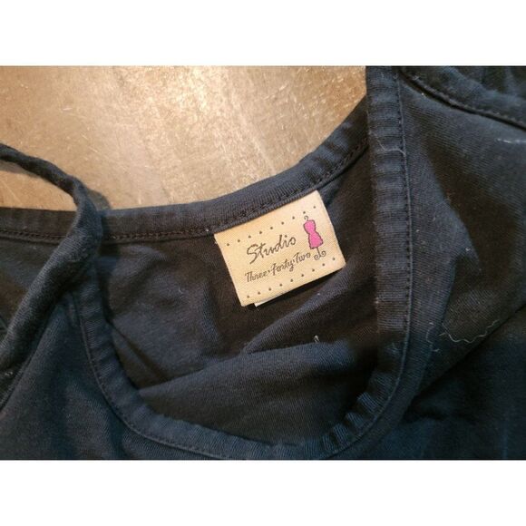 Studio three forty two woman 7 black tank top - Picture 3 of 5